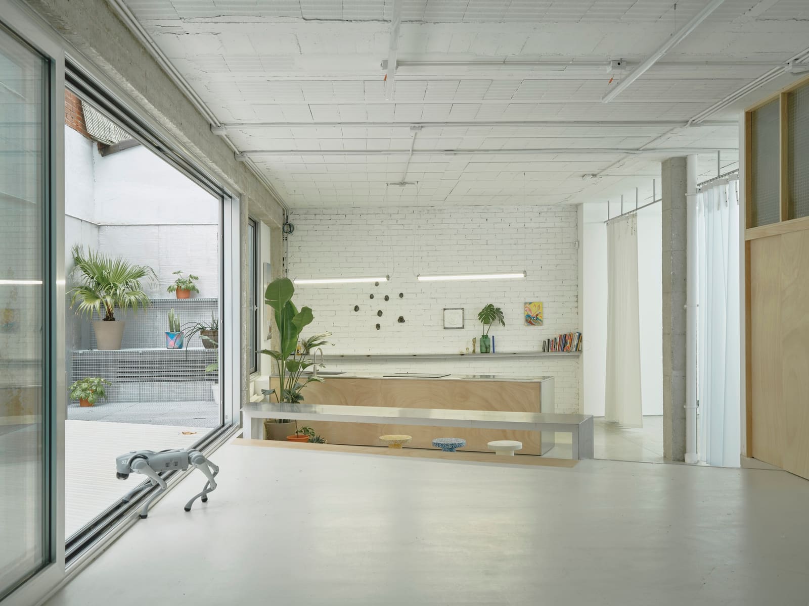 From Cold Storage to Cultural Laboratory: Madrid's Usera Gets a New Creative Hub
