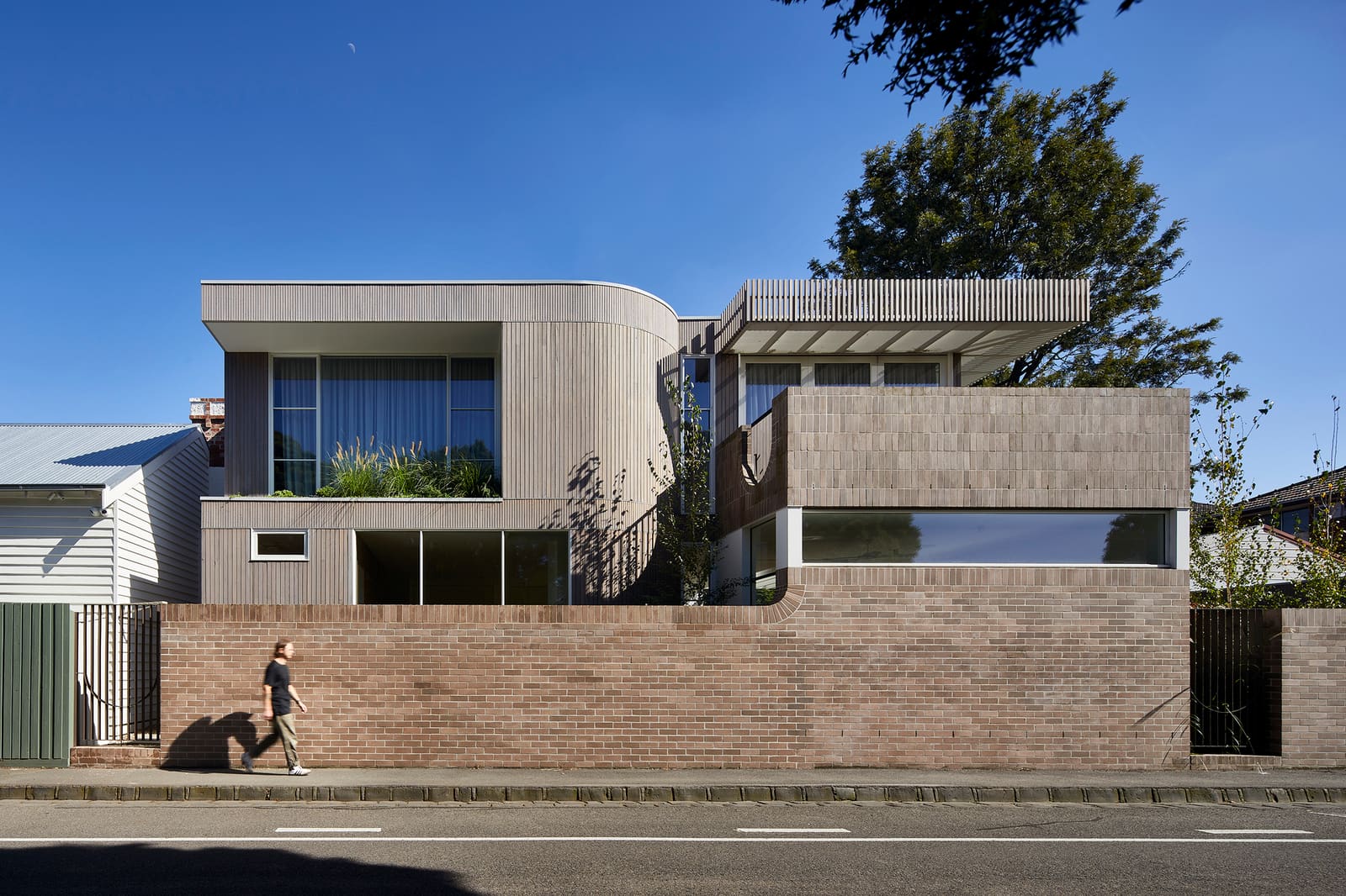 Where Heritage Meets Geometry: A Melbourne Cottage's Bold Second Act
