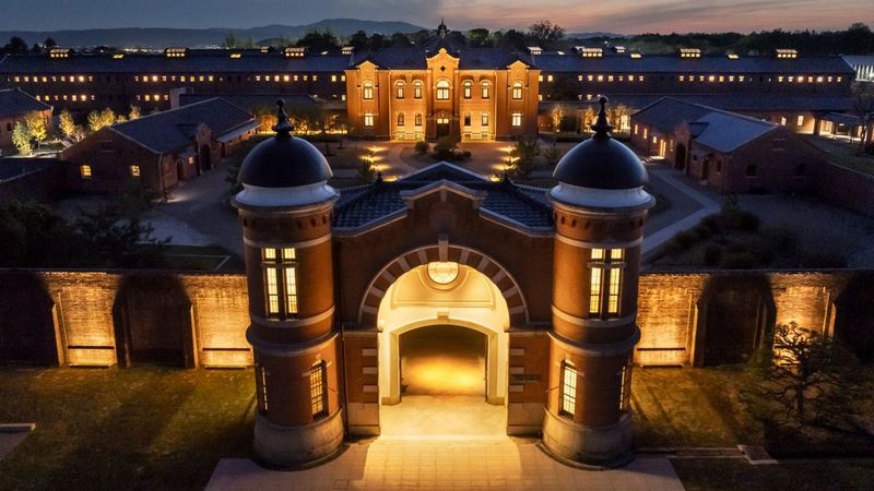 Where Brick Walls and Radial Corridors Became a Sanctuary
