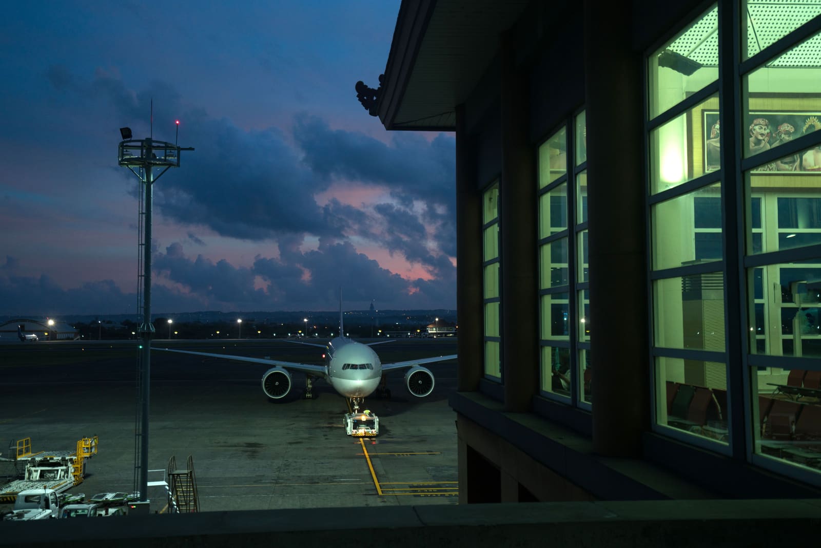 New EU Hand Luggage Rules Will Not Apply on UK Departures