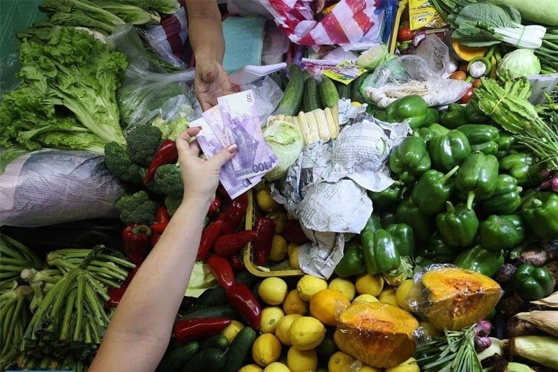 Philippine Price Growth Eases to 6.2% as Transport Costs Moderate