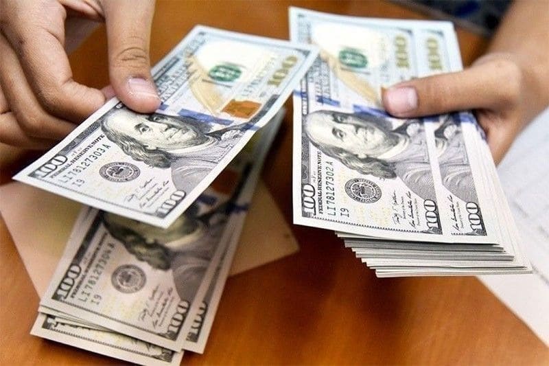 Philippines Sees $4 Billion Portfolio Outflow in First Half