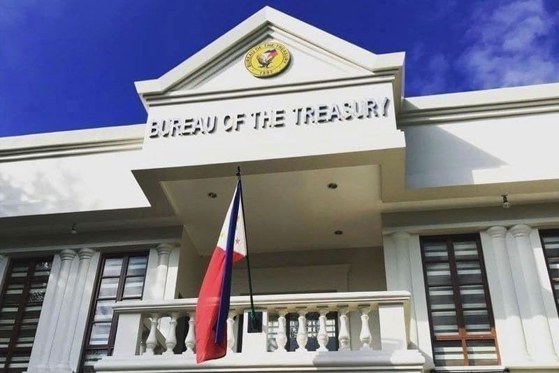 Philippines' Debt Burden Climbs to Highest Level in Two Decades
