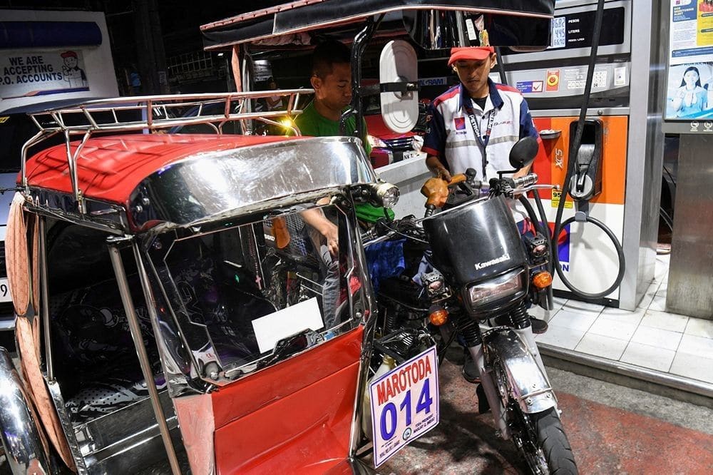 Philippines Sees First Fuel Price Drop in Three Weeks