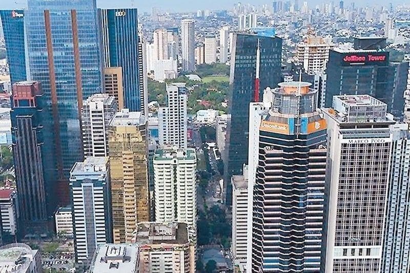 Philippines GDP Slowdown Shifts Central Bank Rate Outlook