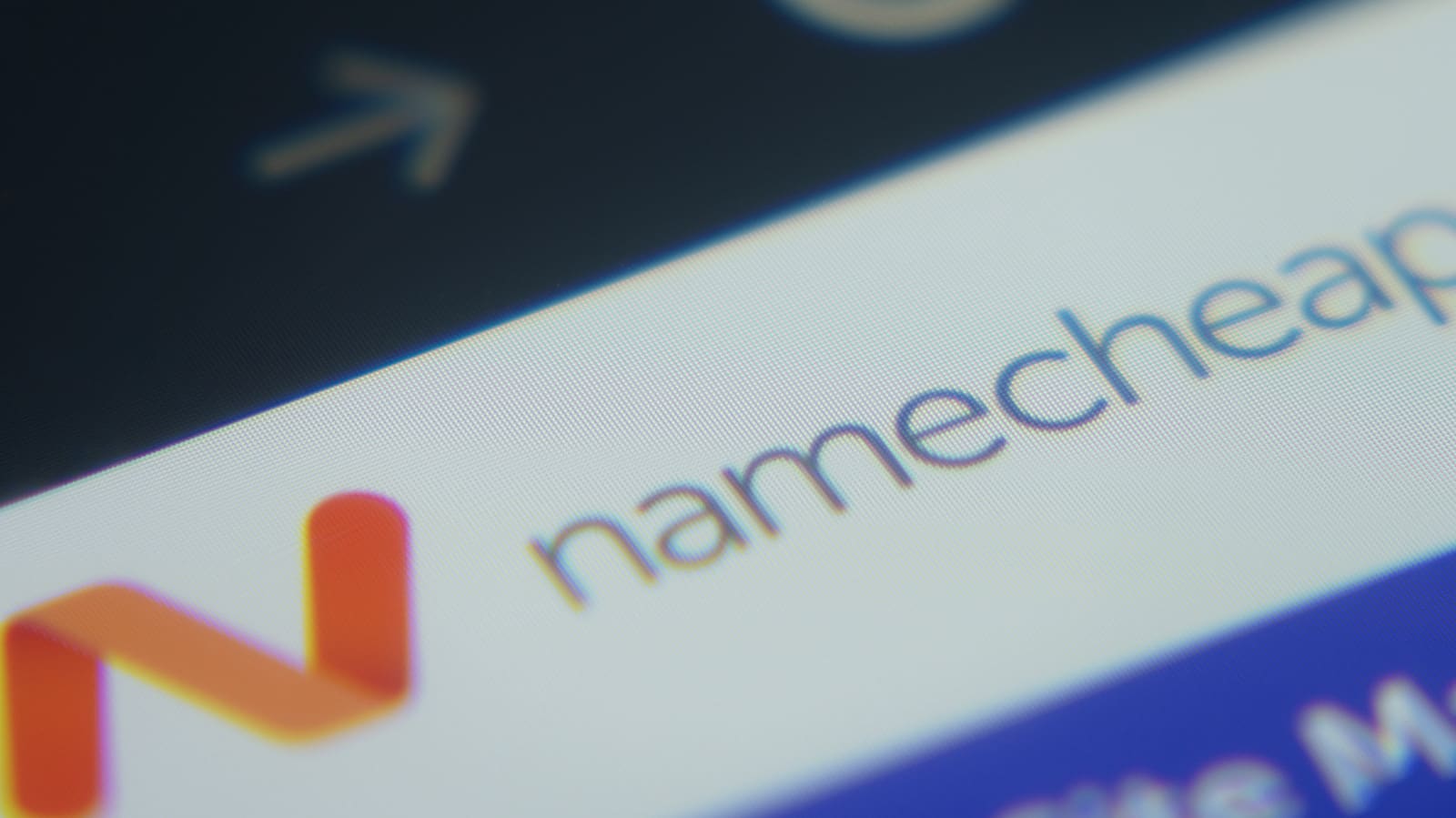 Phoenix Heat Brings Down Namecheap: What a Data Center Cooling Failure Reveals