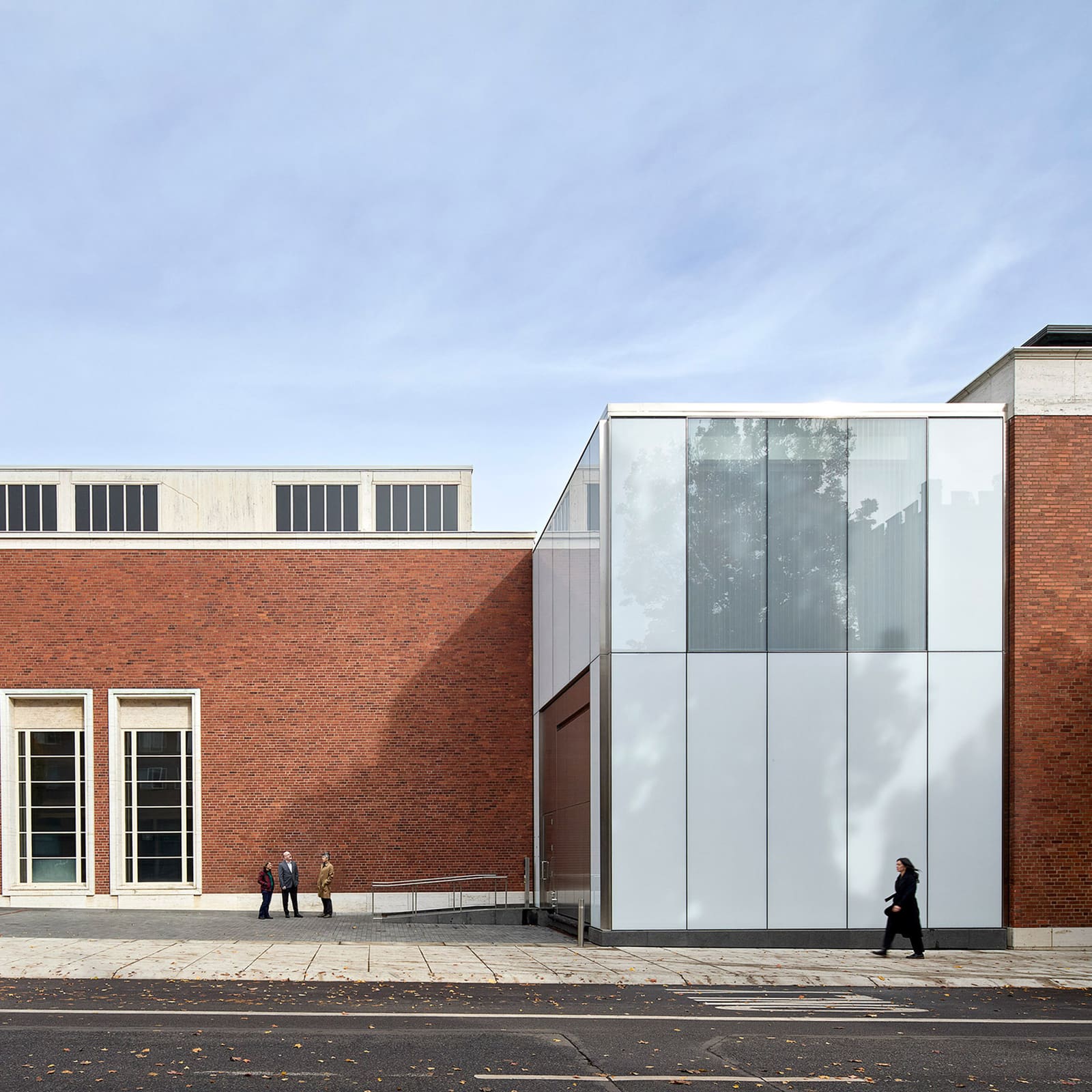 When Glass Meets History: Portland's Museum Expansion Bridges Eras Without Overshadowing
