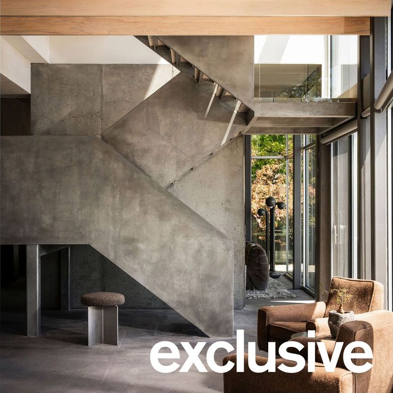 Reimagining Warmth: A Contemporary Michigan Residence Finds Its Softer Voice