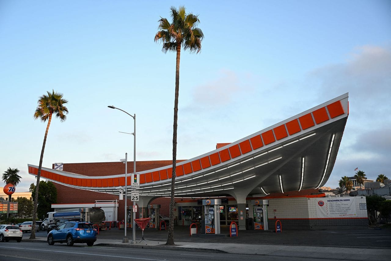 The Roadside Language of Mid-Century Optimism