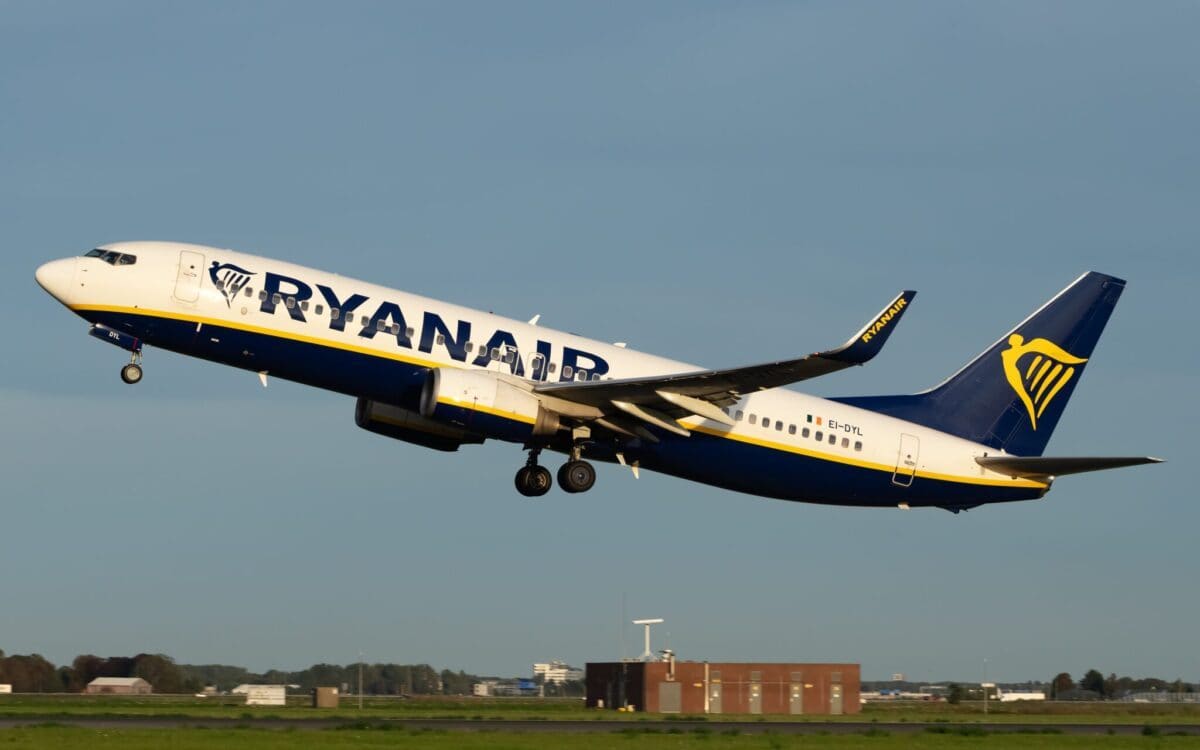 Ryanair Cuts Winter Flights as Fuel Costs Bite