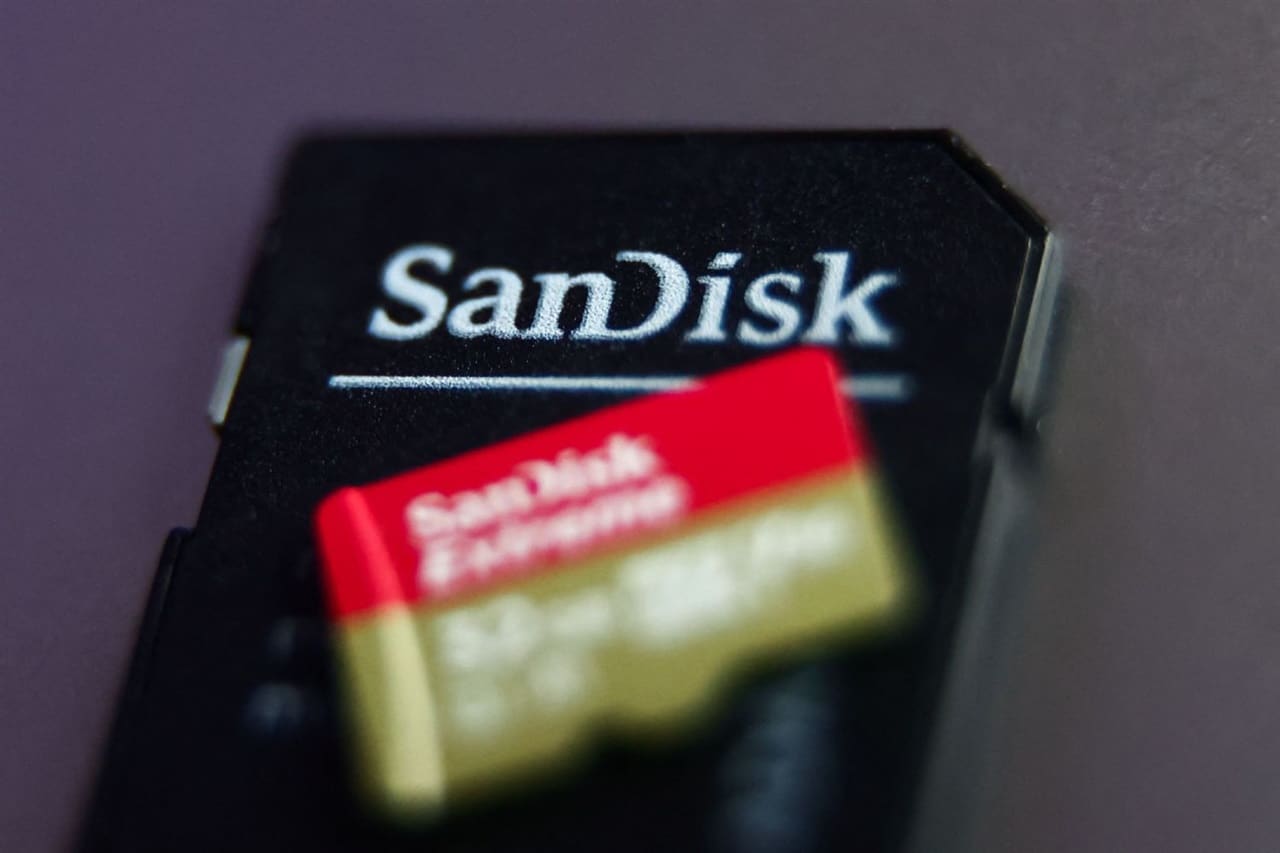 SanDisk Posts Record Quarter as Data Center Revenue Surges on AI Storage Demand