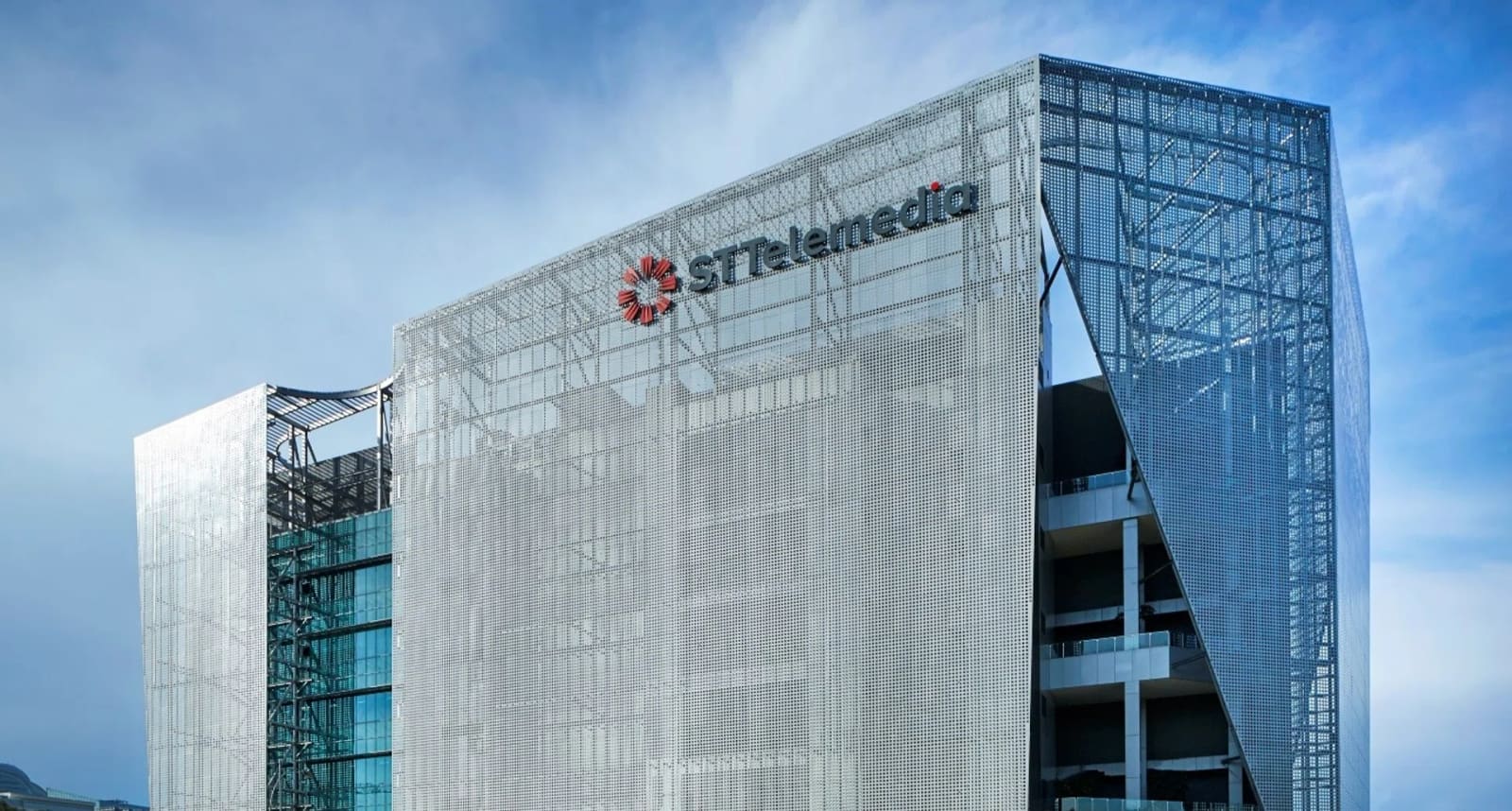 Singapore Awards 200 MW Data Centre Capacity to Four Operators on Jurong Island