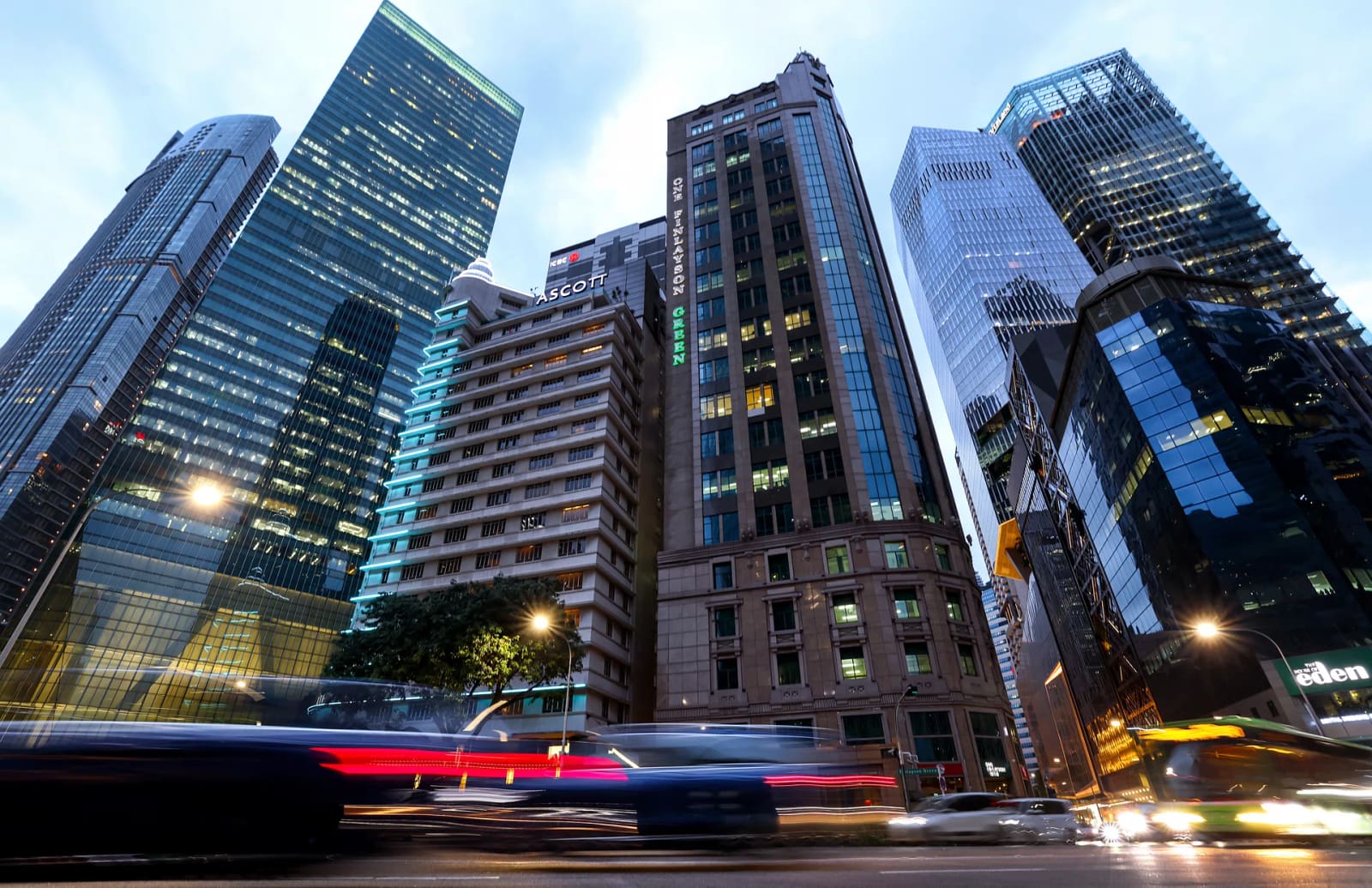 Singapore Economists Raise 2026 Growth Forecasts as AI Spending Drives Expansion