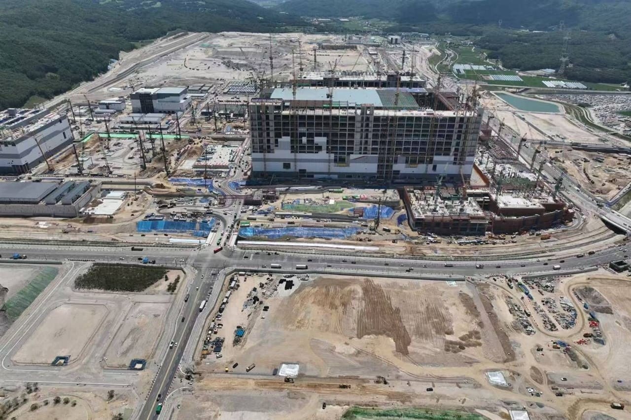 SK Hynix May Fast-Track Gwangju Fab Investment Alongside Yongin Expansion