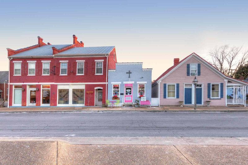 The French Creole Village an Hour From St. Louis That Feels a World Away