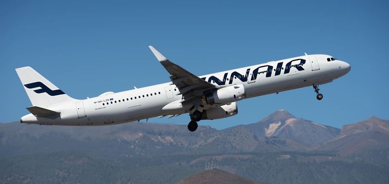 The In-Between Seat: A Case for Premium Economy on Long-Range Routes