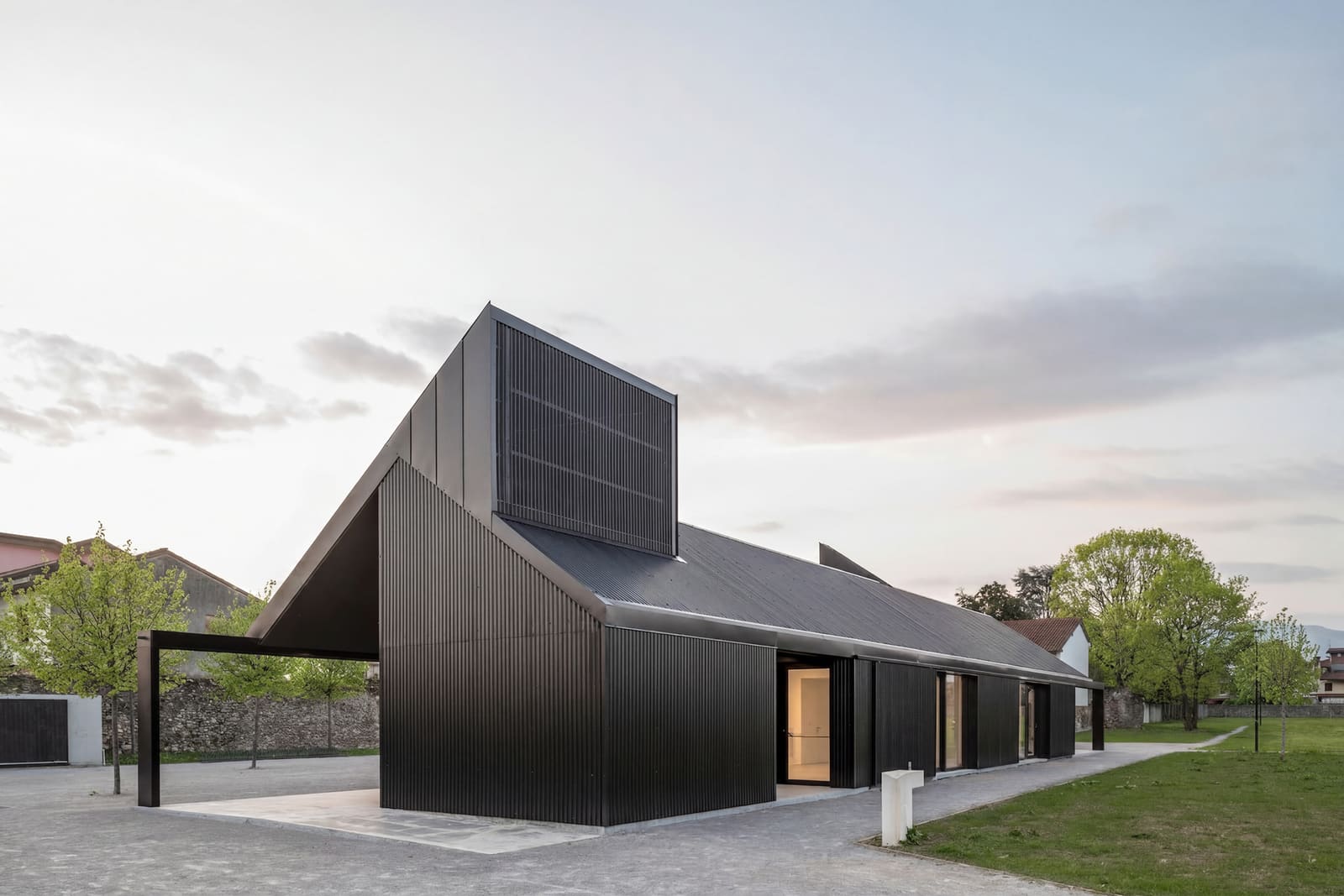 A Timber Pavilion Anchors an Urban Orchard