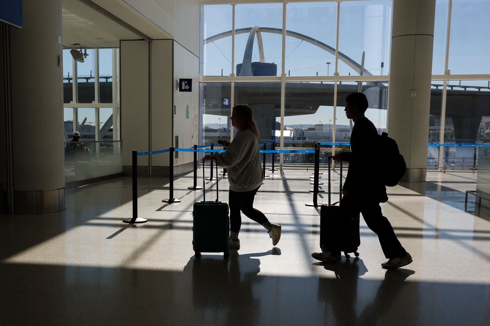 TSA Pilots Private Security at Three US Airports Amid Pushback