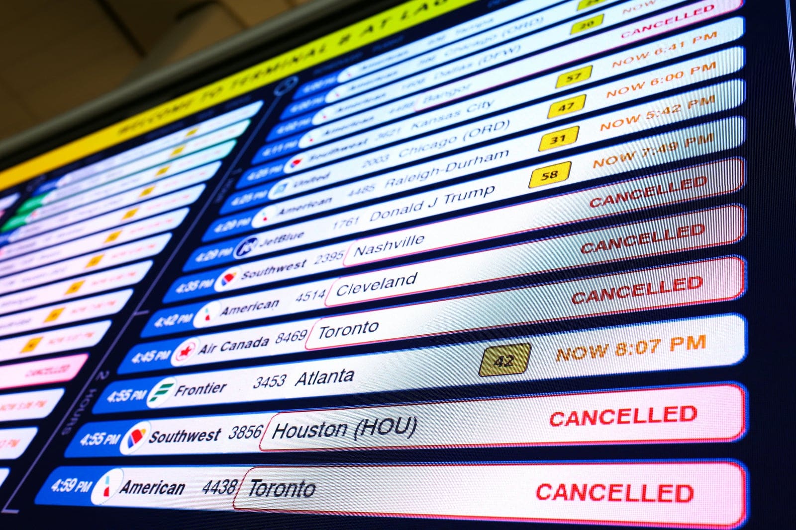 US Airlines Gain Exemption from Refunds for Ten Types of Disruptions