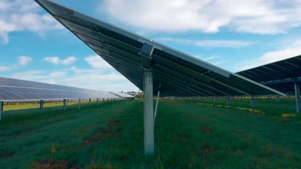 US Imposes 15% Tariff on Polysilicon to Shift Solar Supply Chains
