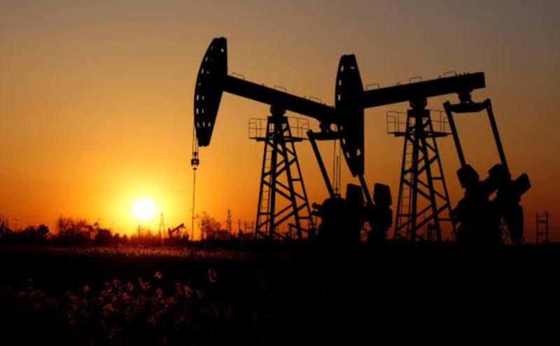 US Naval Blockade Threat Pushes Oil Above $87 as Iran Tightens Strait Control