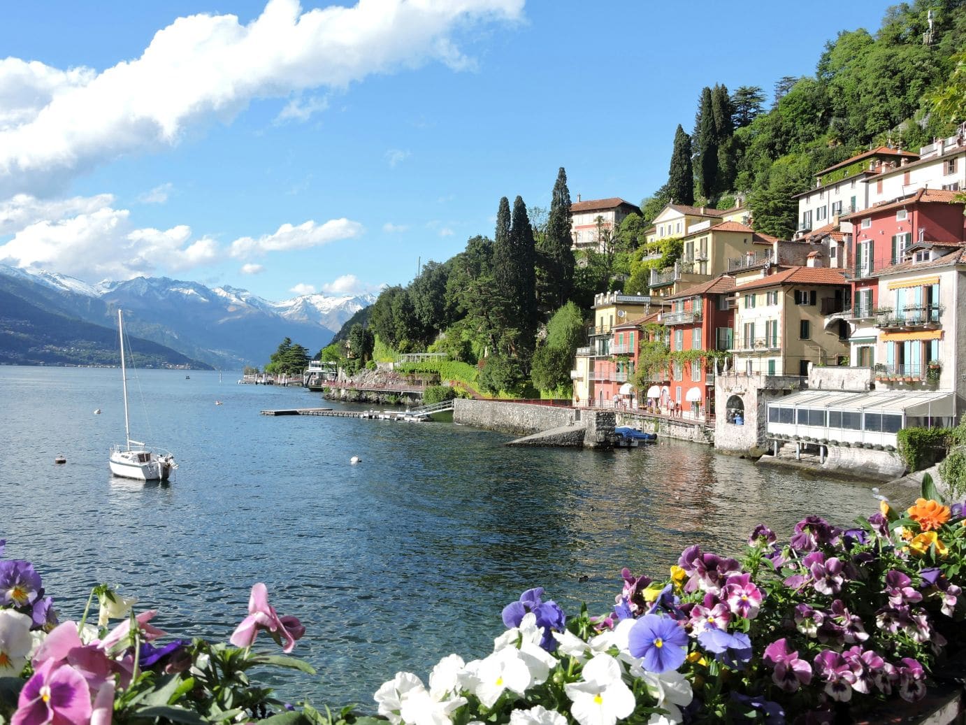 Varenna Introduces Dress Code to Ease Pressure From Mass Tourism