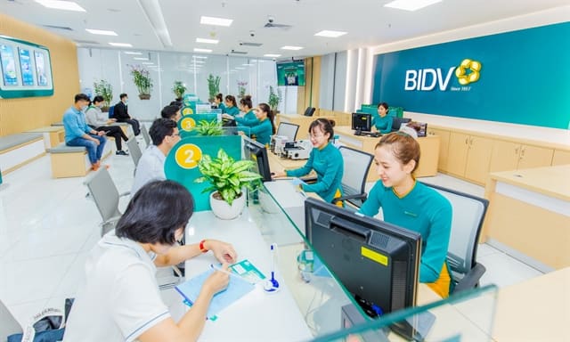 Vietnam Banks Lower SME Lending Rates as Credit Growth Reaches 9 Percent
