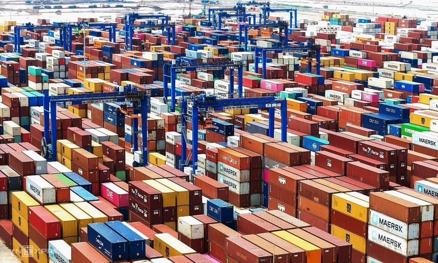 Vietnam Faces $230 Billion Export Sprint to Salvage 2026 Growth Target