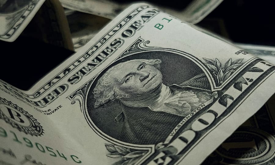 Vietnamese Dong Climbs to Five-Month High Against the Dollar