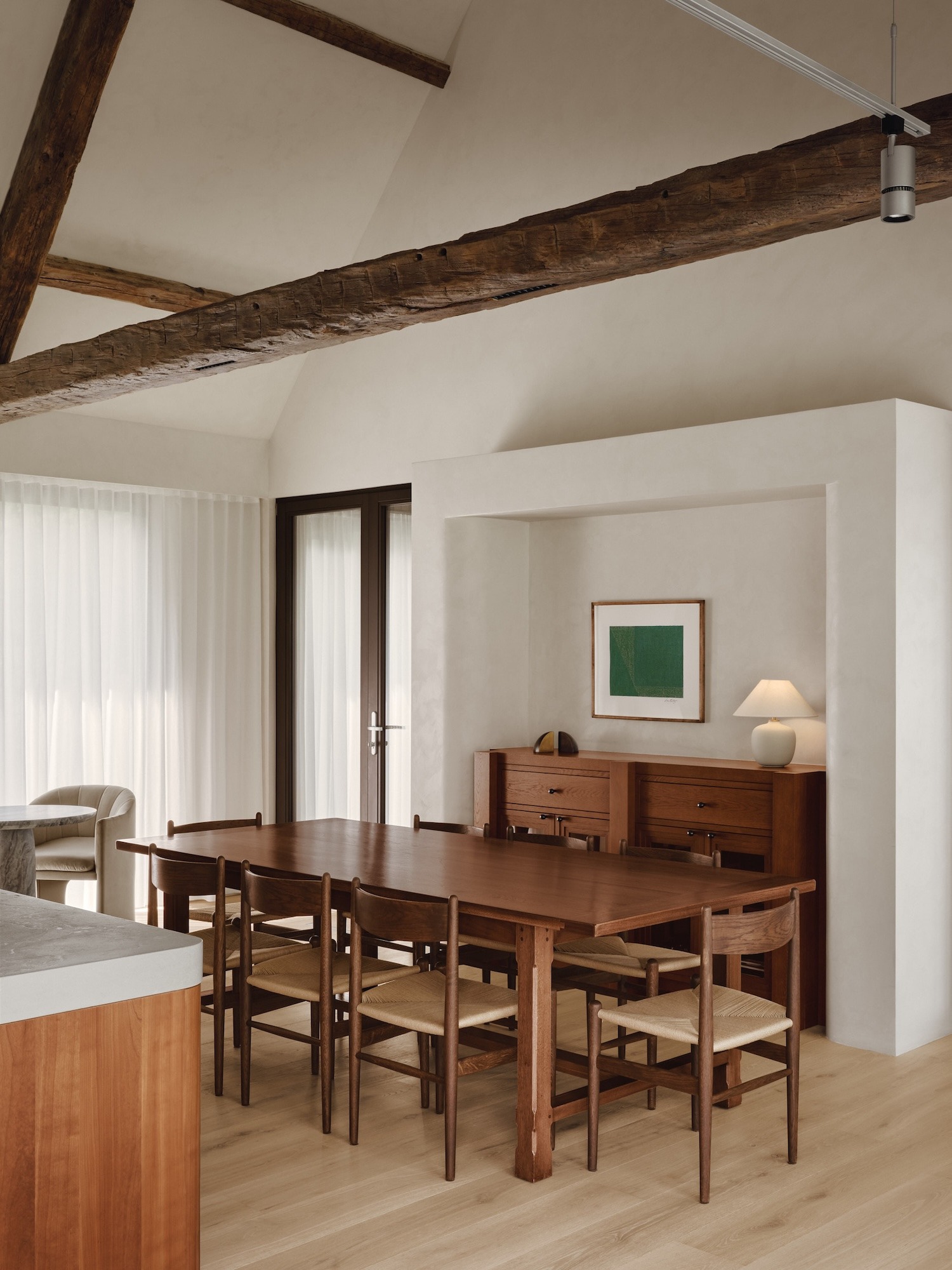 BROM: A Culinary Interior Shaped by Warmth, Precision, and Quebecois Sensibility