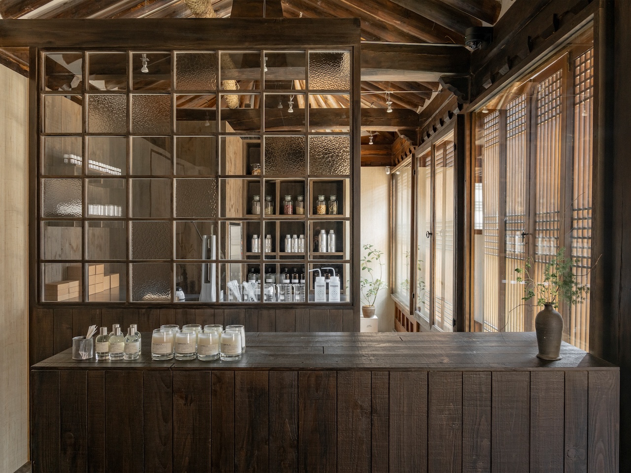 Le Labo’s Local-infused Retail Strategy: A Cultural Journey Through Architecture