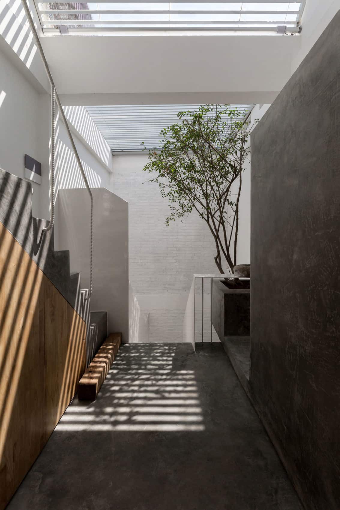 Design Tricks That Make Small Home Spaces Feel Larger