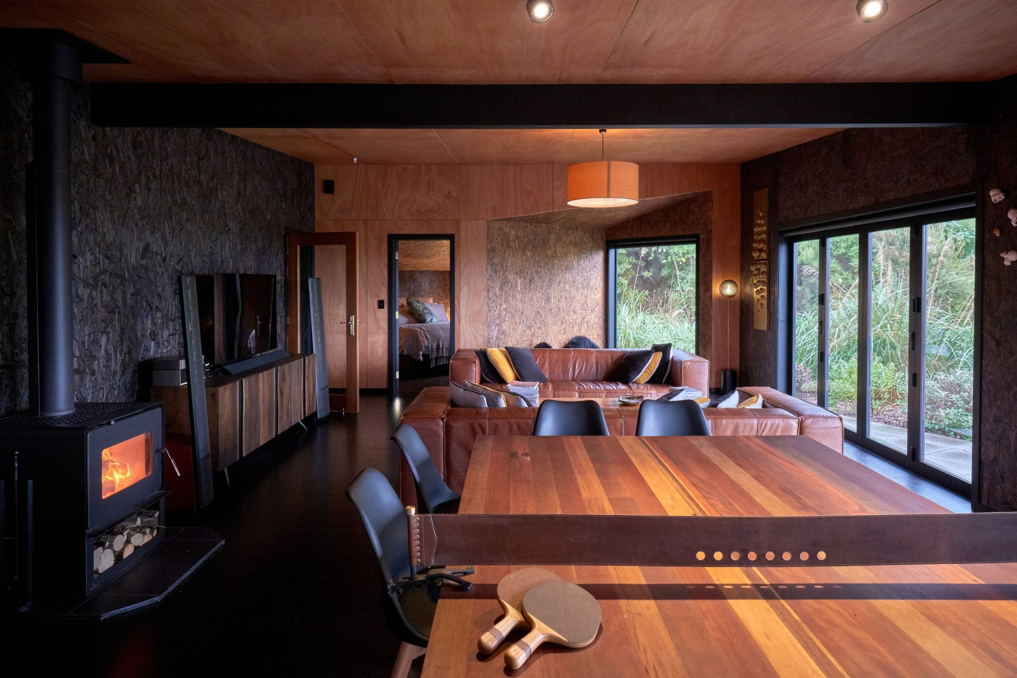 Coast House by Stacey Farrell: Weathered Volumes on New Zealand's Rugged Shoreline
