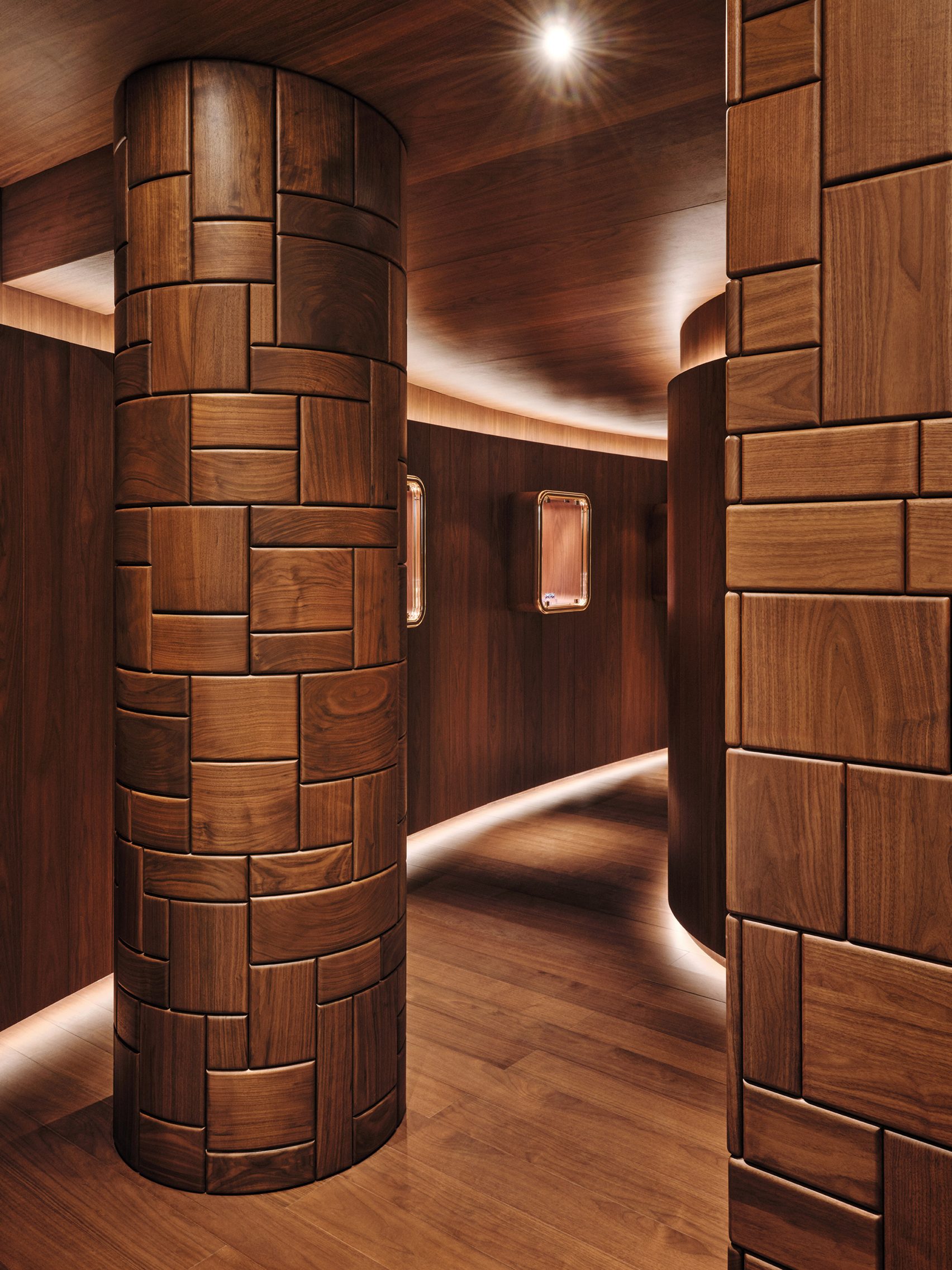 Top Picks - 10 Retail Spaces Designed Like Galleries