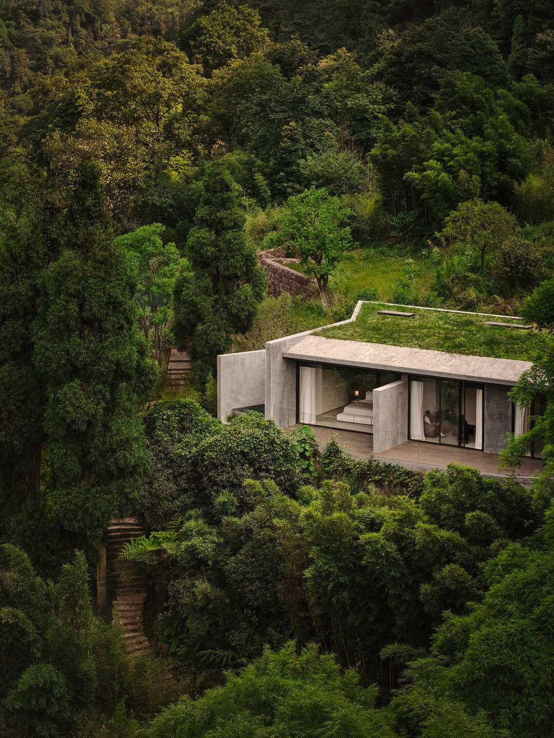 Zolan de Mei: A Contemporary Retreat Shaped by Landscape and Quiet Ritual