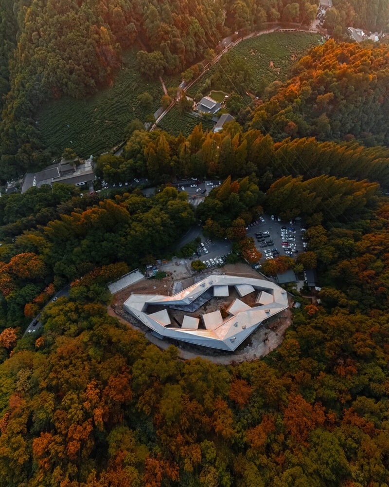 The Ink Wash Serpent: ZAO Embeds the Xiao Feng Art Museum into Hangzhou’s Mountain Root