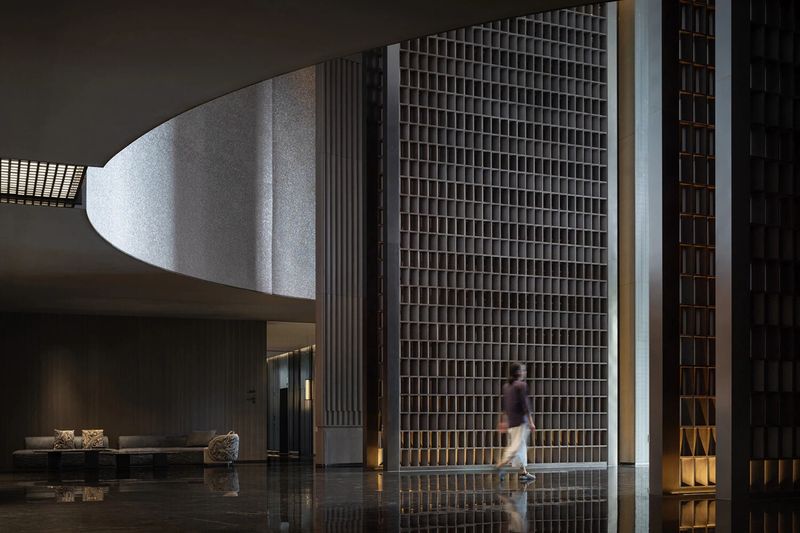 Zhonghong Wyndham Grand Hotel: A Choreography Of Light, Matter, And Memory