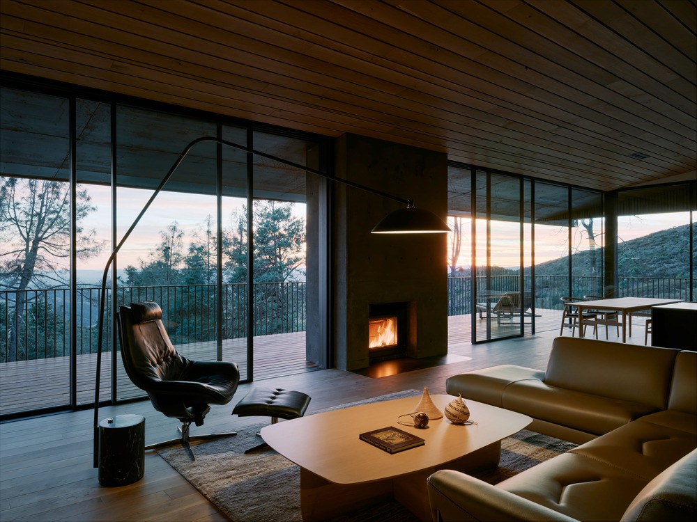 Faulkner Architects Armor a Healdsburg Retreat in Concrete and Corten