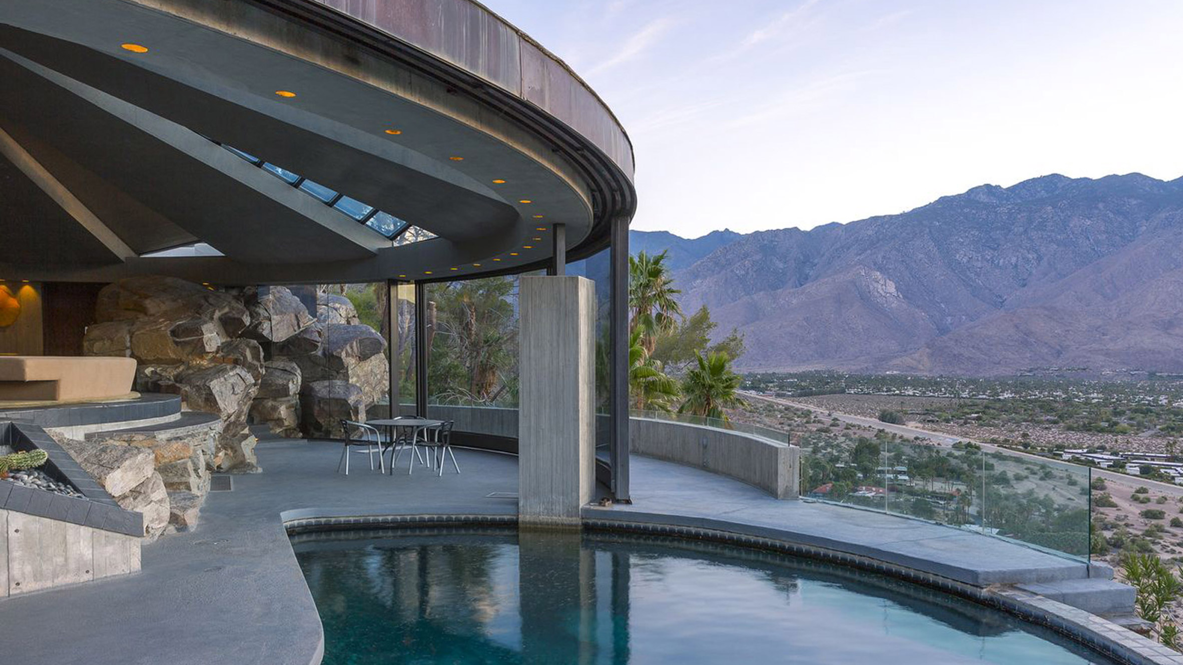 Top Picks - 7 Dome-ceiling Houses That Redefine Architectural Space