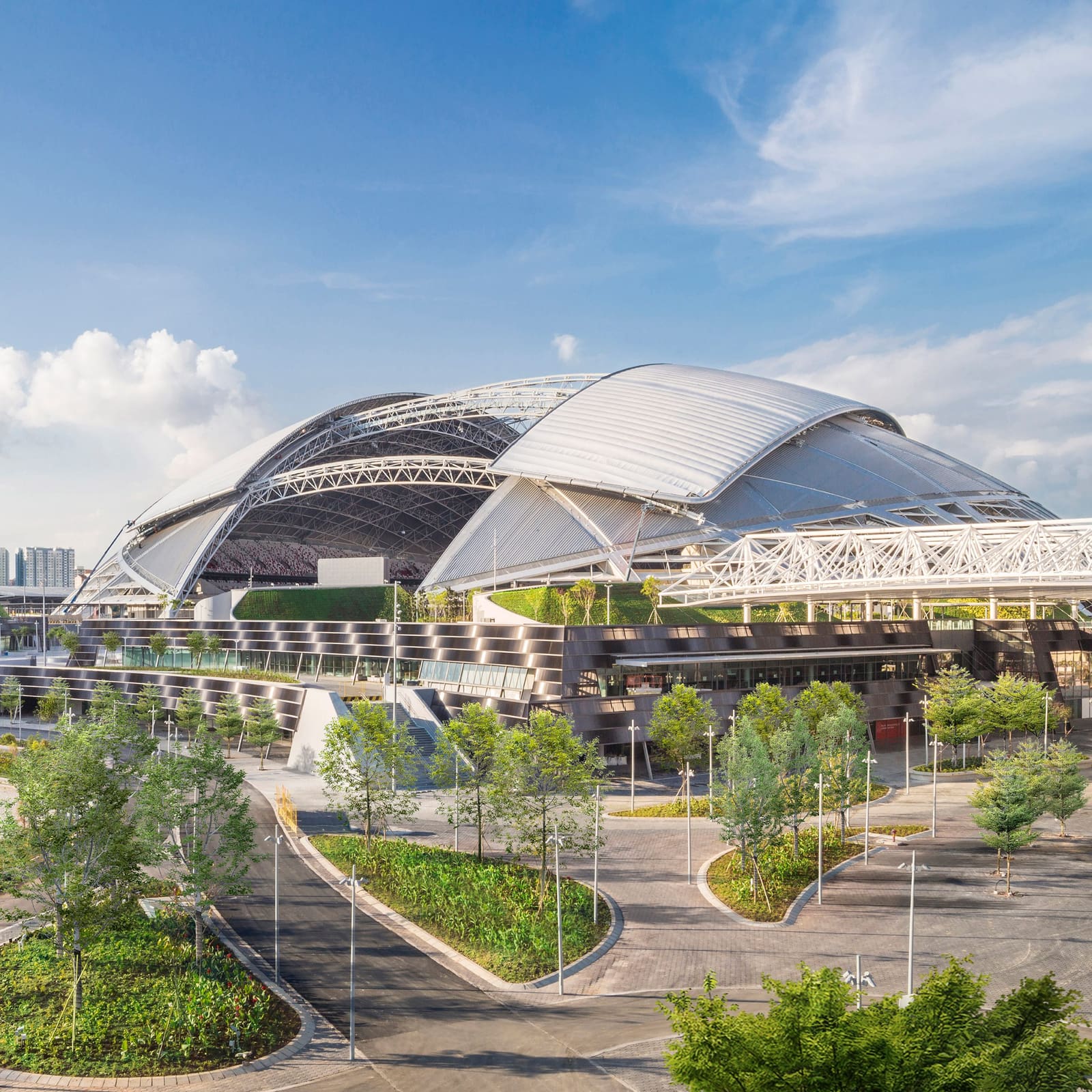 What Makes a Stadium Break Records
