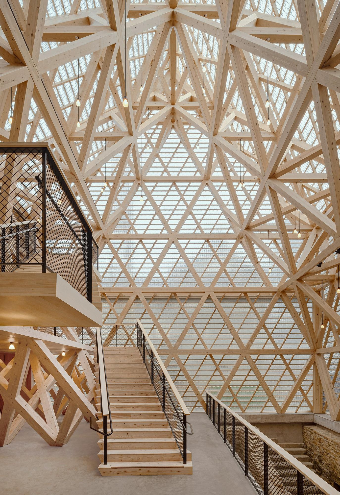 A Ghost in Glass: wulf architekten Resurrects Reutlingen’s Medieval Memory