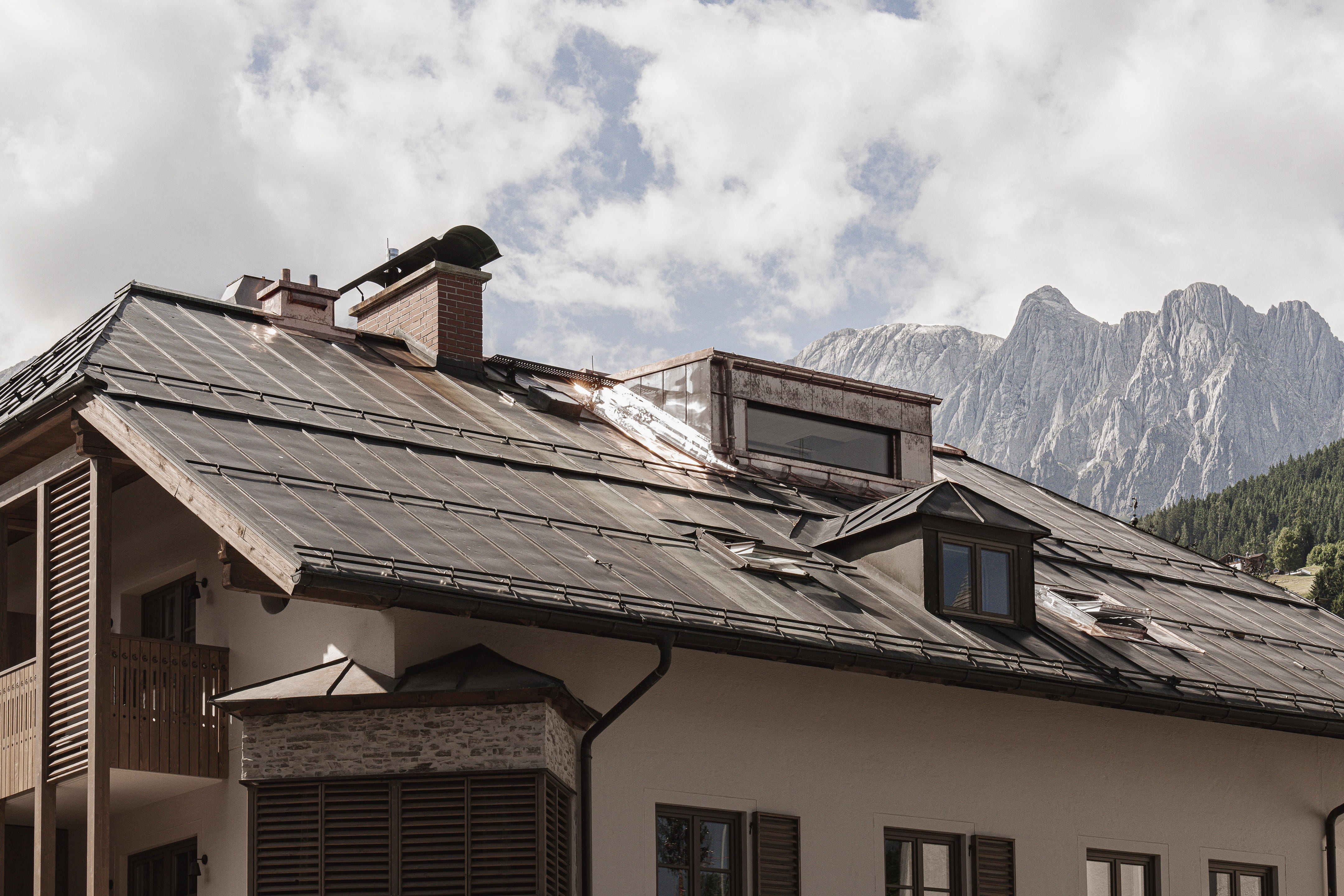 Vertical Alpine Living: Hkollektive Carves the Stieg'nhaus into the Slopes of Hochkönig