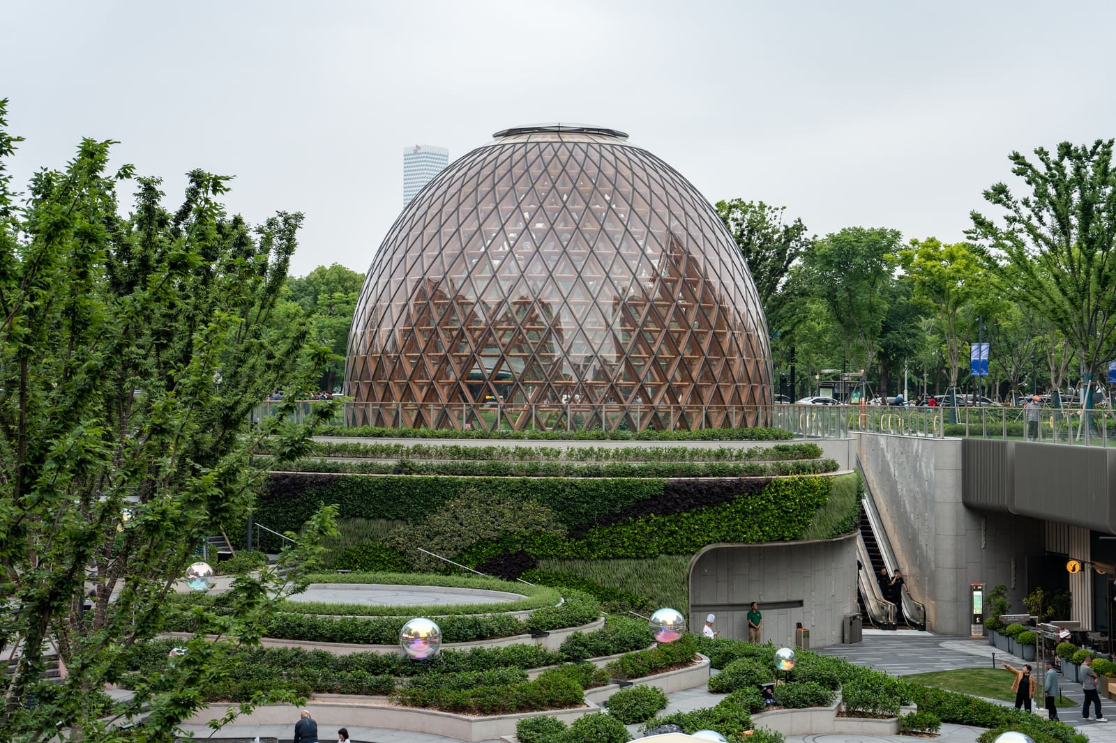 A Pavilion Rooted in Place: REAL Architects' Dialogue with Shanghai's Waterfront
