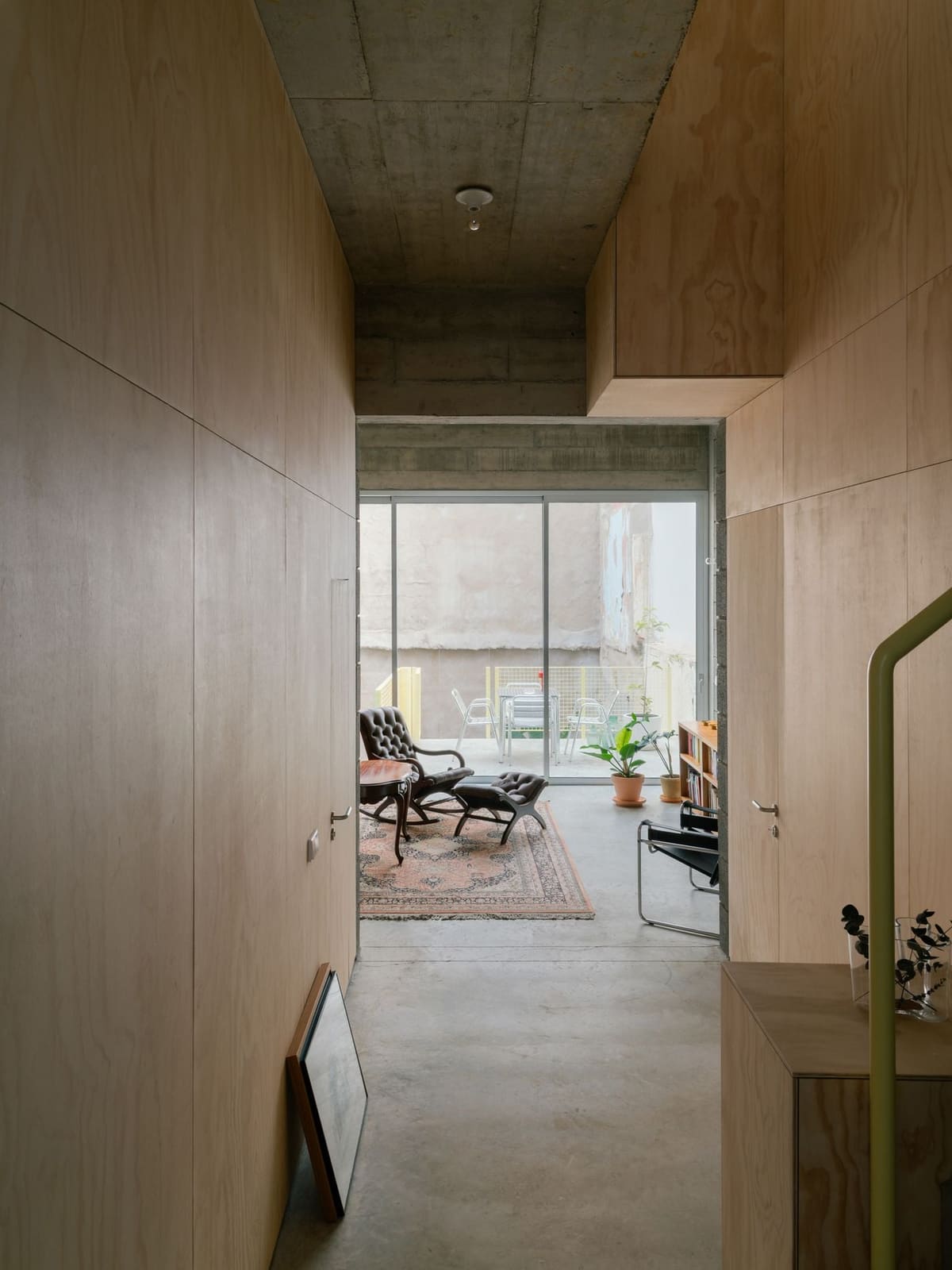 When Raw Concrete Speaks the Language of Pragmatism