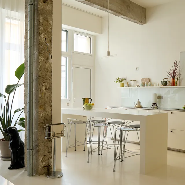 Design Tricks That Make Small Home Spaces Feel Larger