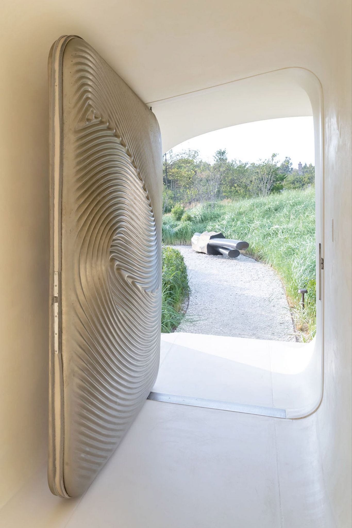A Blue Dream of Innovation: Diller Scofidio + Renfro Reimagines the Hamptons Home