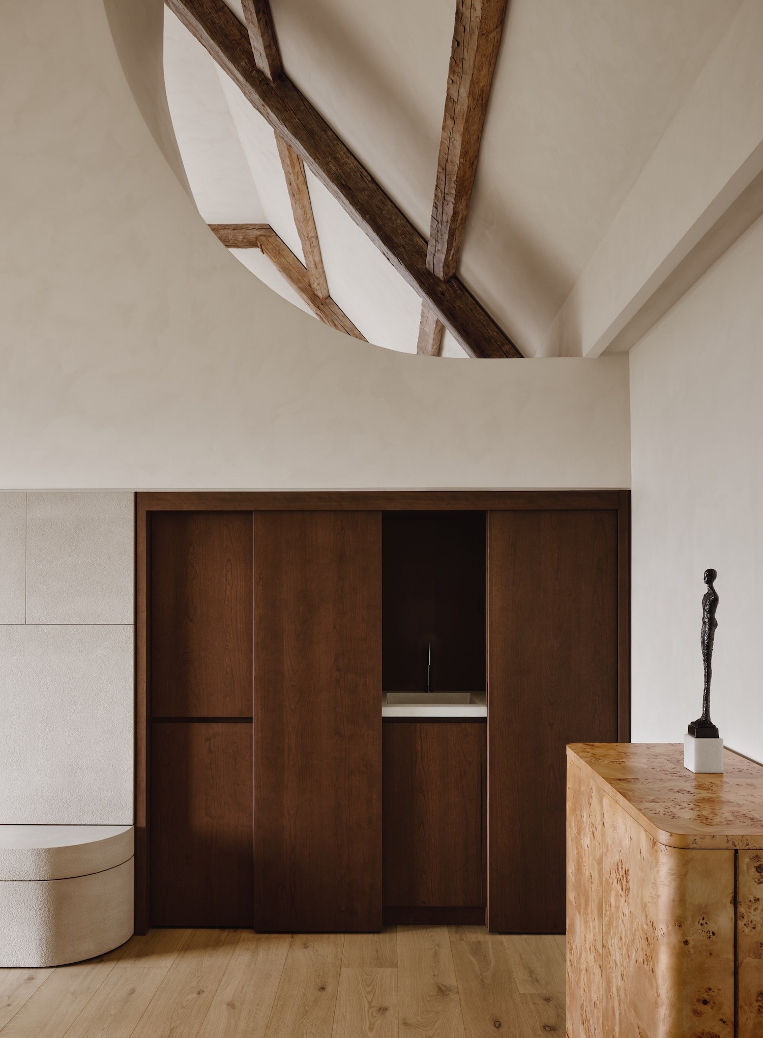 BROM: A Culinary Interior Shaped by Warmth, Precision, and Quebecois Sensibility