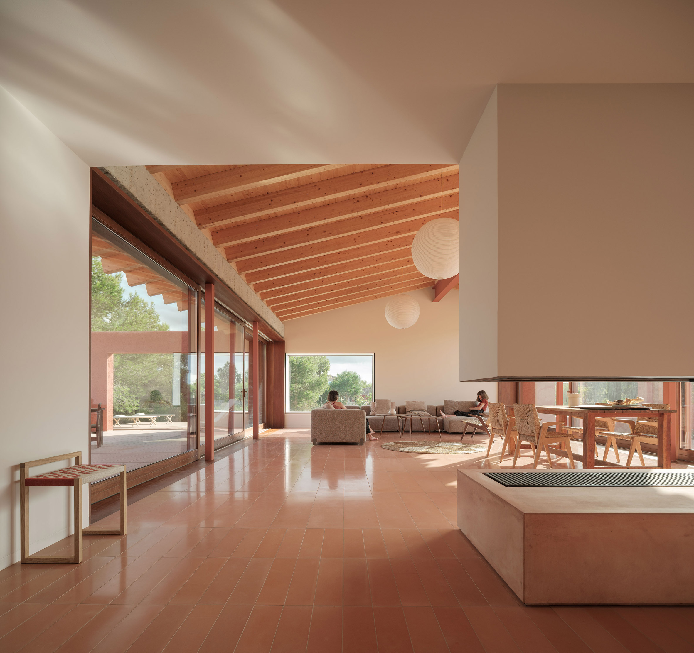 Top Picks - 8 Monochrome Homes That Master Minimal Drama