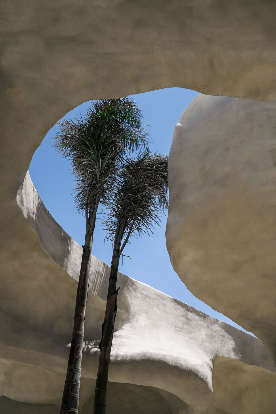 Where The Coast Becomes Architecture: Inside Esca Playa’s Sculpted Beachfront Design