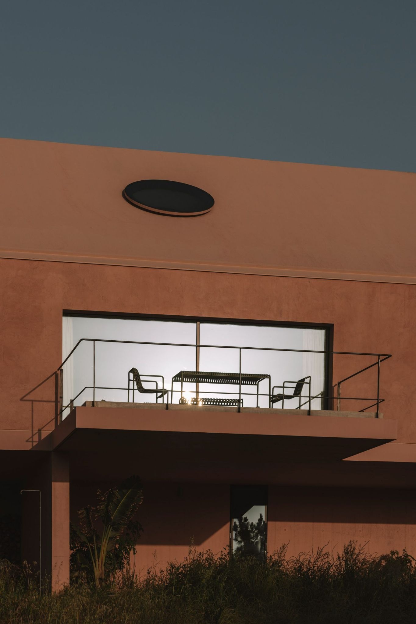 When Windows Vanish: Casa Plaj and the Art of the Fully Open-Air Pavilion